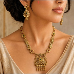 Antique Traditional Necklace Set  –  gold plated with floral motifs DD01